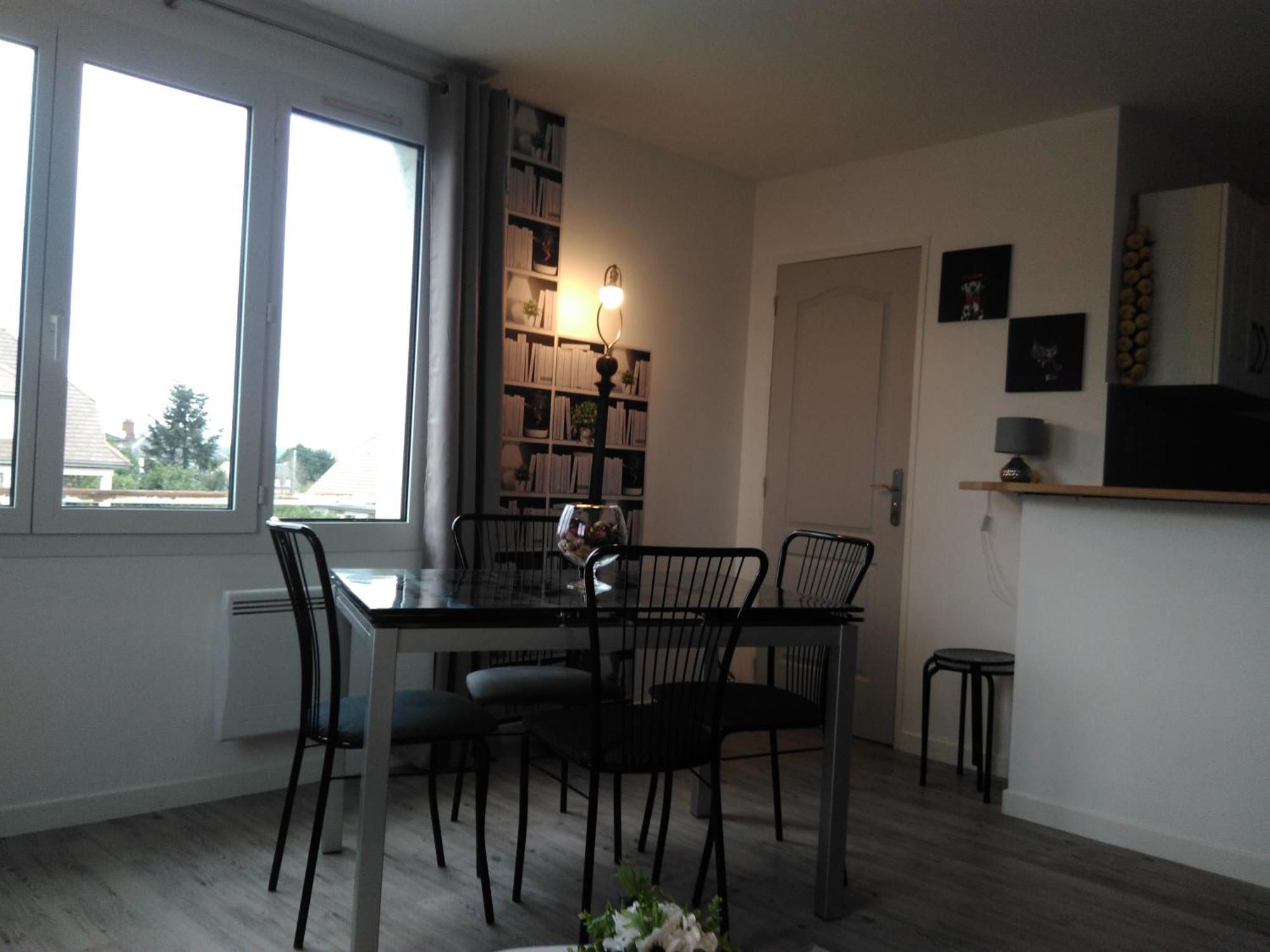 לה מאנש 24 Fois Plus - Circuit Des 24 H A 10 Mn - 2 Chambres, 4 Personnes & Cuisine מראה חיצוני תמונה
